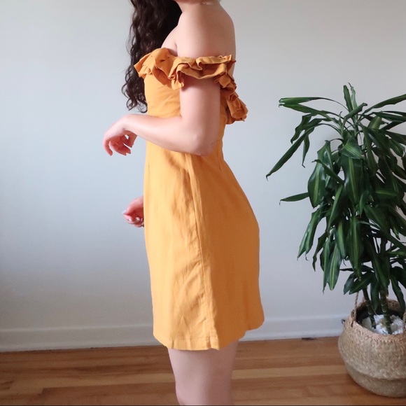 Brand New Off Shoulder Ruffle Mini Dress - Picture 3 of 8